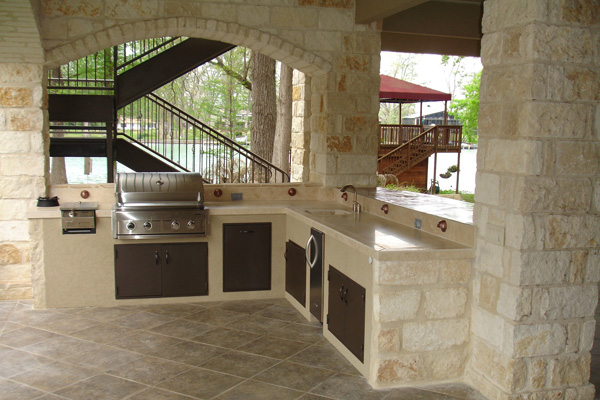 Outdoor Kitchens